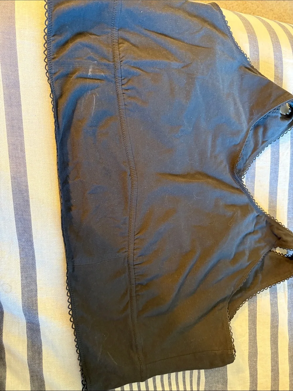 Bundle of 4 Torrid Bra Tanks - Picture 4 of 6